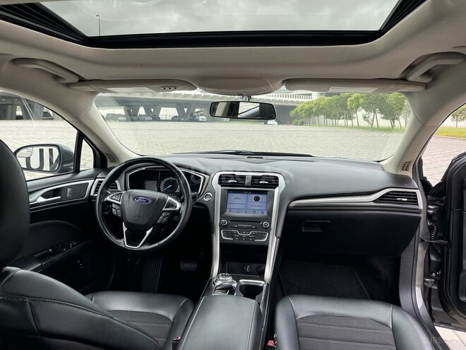 Ford Fusion (North America)-16