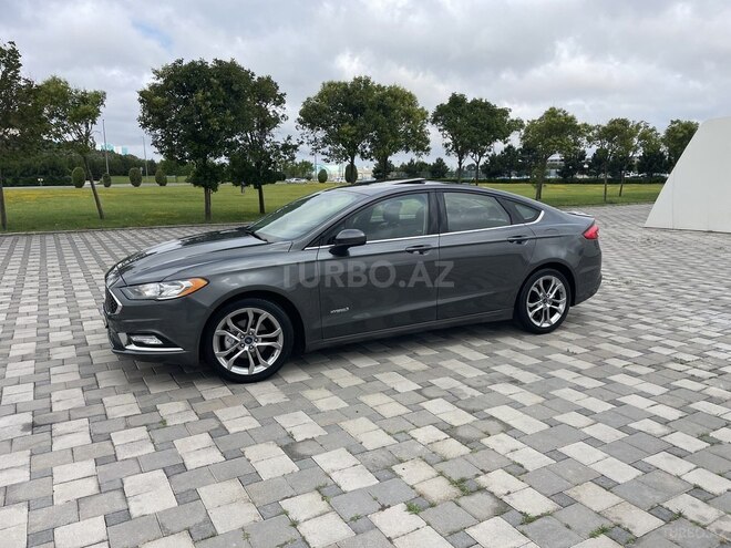 Ford Fusion (North America)-8