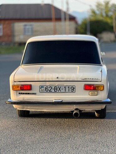 LADA (VAZ) 21011-2