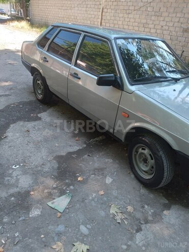 LADA (VAZ) 21099-9