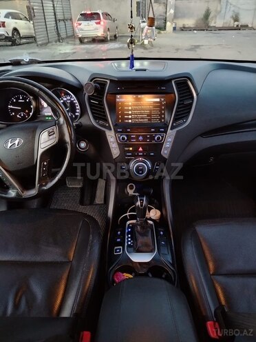 Hyundai Santa Fe-3
