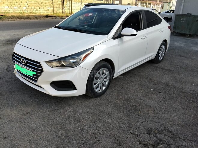 Hyundai Accent-2