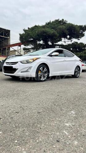 Hyundai Elantra-5