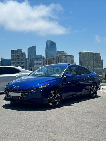 Hyundai Elantra-1