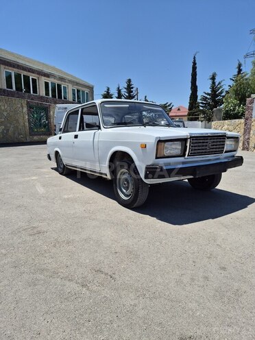 LADA (VAZ) 2107-4