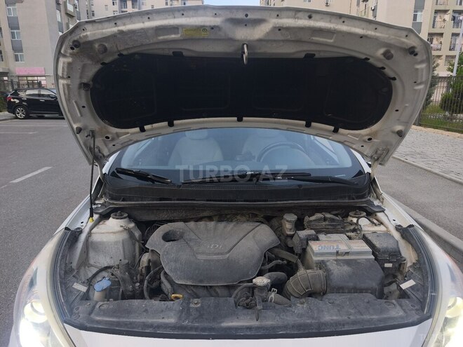 Hyundai Accent-3