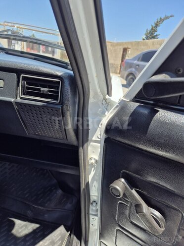 LADA (VAZ) 2107-15
