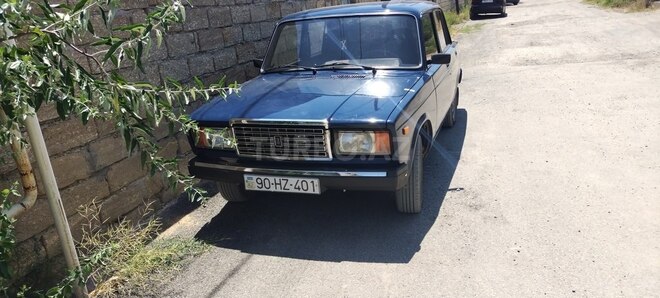 LADA (VAZ) 2107-1
