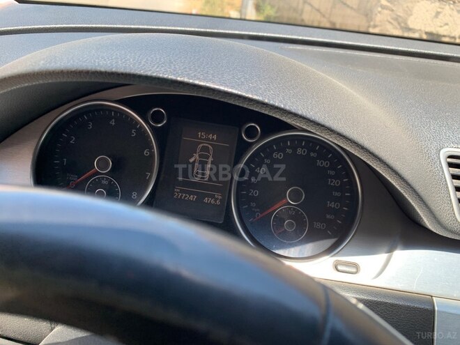 Volkswagen Passat CC-6