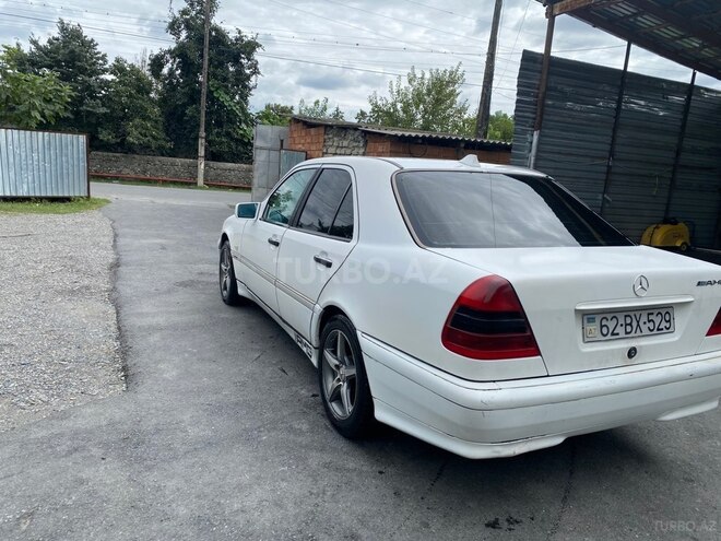Mercedes C 180-4