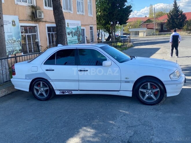 Mercedes C 180-2