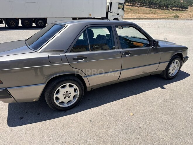 Mercedes 190-3