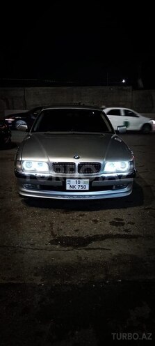 BMW 728-2