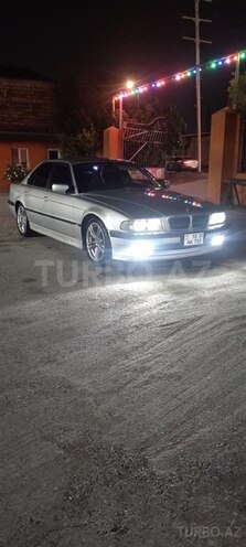 BMW 728-5