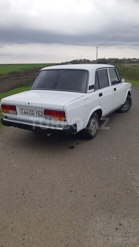 LADA (VAZ) 2107-2