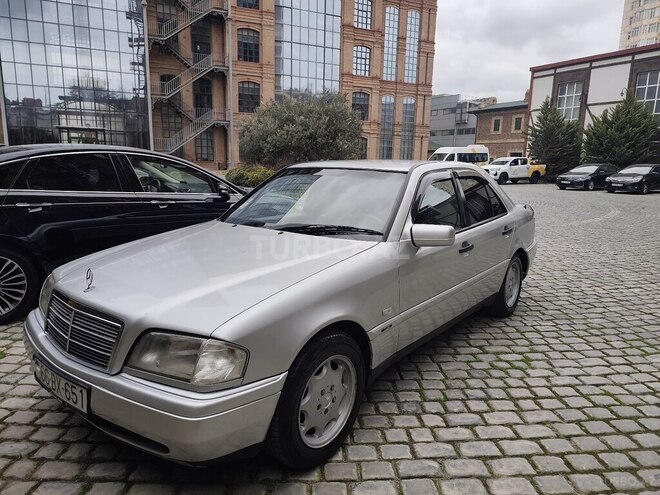 Mercedes C 180-1