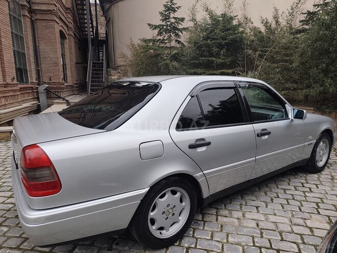 Mercedes C 180-3