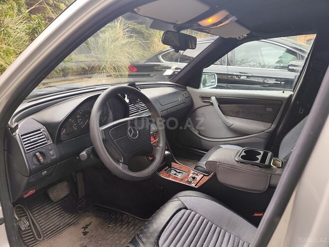 Mercedes C 180-5