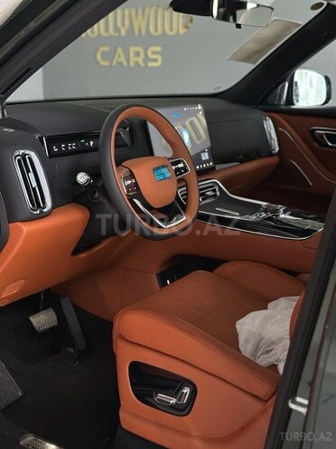 Geely Galaxy M9-23