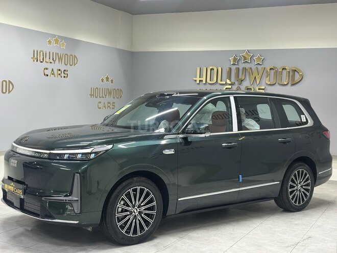 Geely Galaxy M9-3