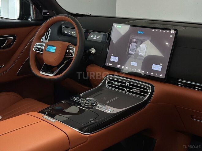 Geely Galaxy M9-17