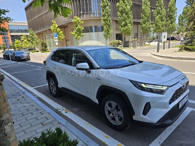 Toyota RAV4-5