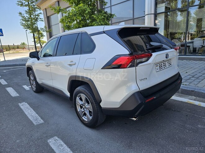 Toyota RAV4-13