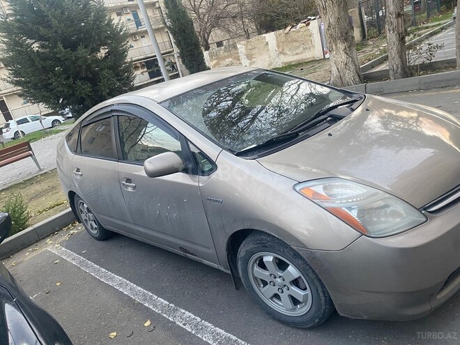 Toyota Prius-6