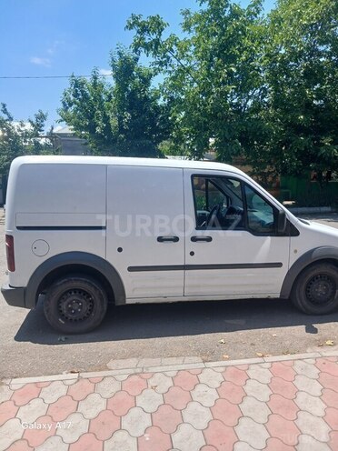 Ford Tourneo Connect-2