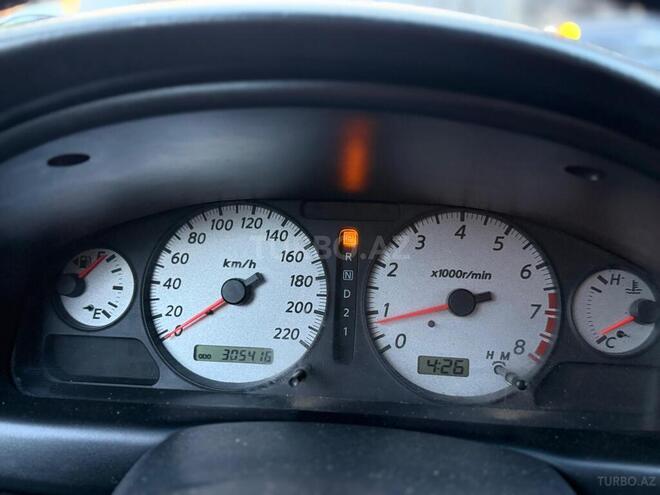 Nissan Sunny-5