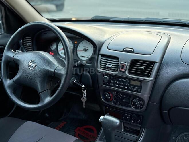 Nissan Sunny-6
