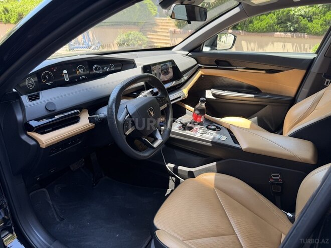 Changan Uni-V-8
