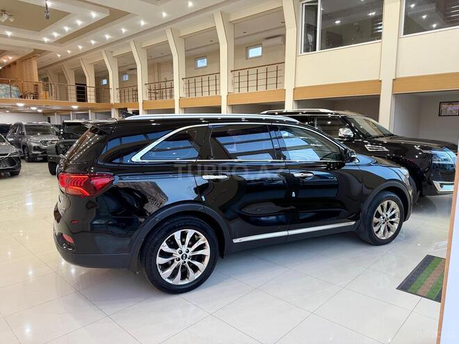 Kia Sorento-4