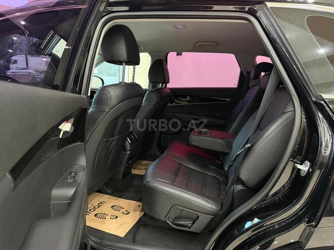 Kia Sorento-16