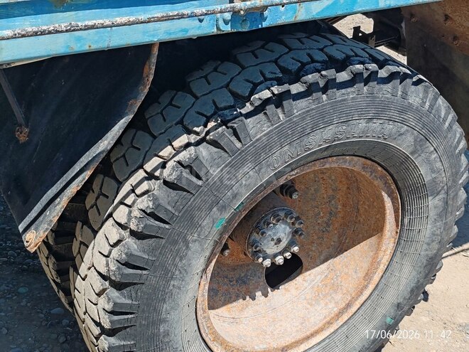 GAZ 53-8