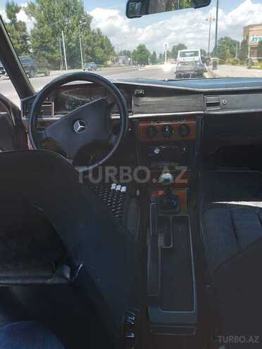 Mercedes 190-3