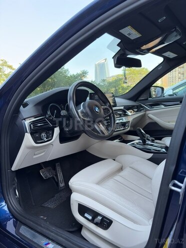 BMW 530e-5
