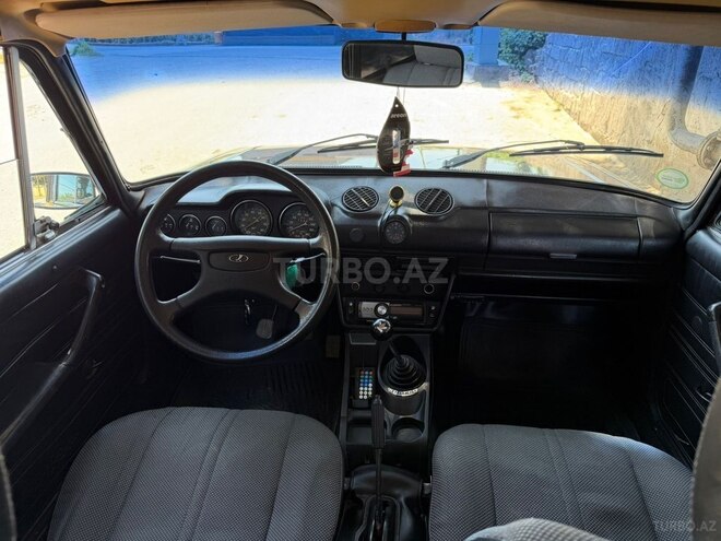 LADA (VAZ) 2106-9