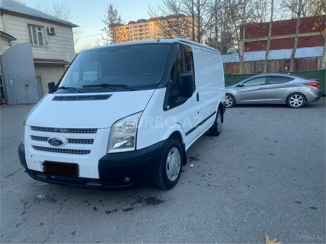 Ford Transit-2