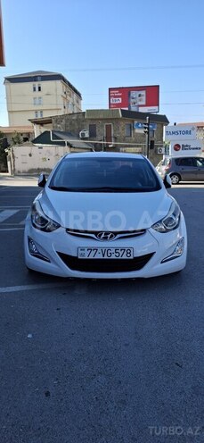 Hyundai Elantra-3