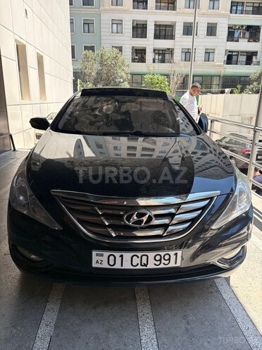 Hyundai Sonata-1
