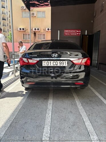Hyundai Sonata-9