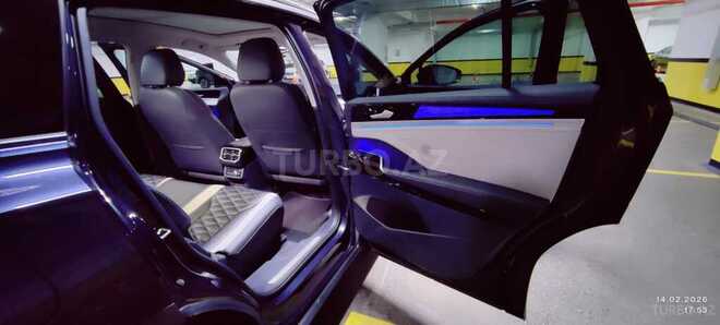 Volkswagen ID.6 Crozz-9
