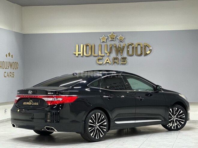 Hyundai Grandeur-9