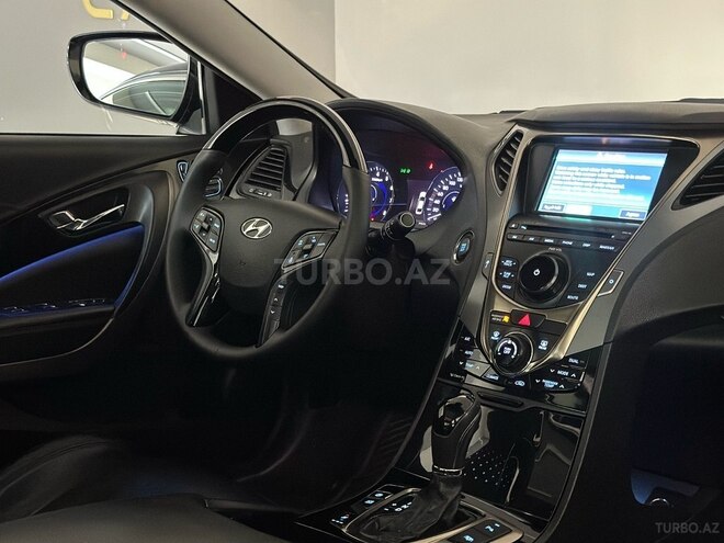 Hyundai Grandeur-17