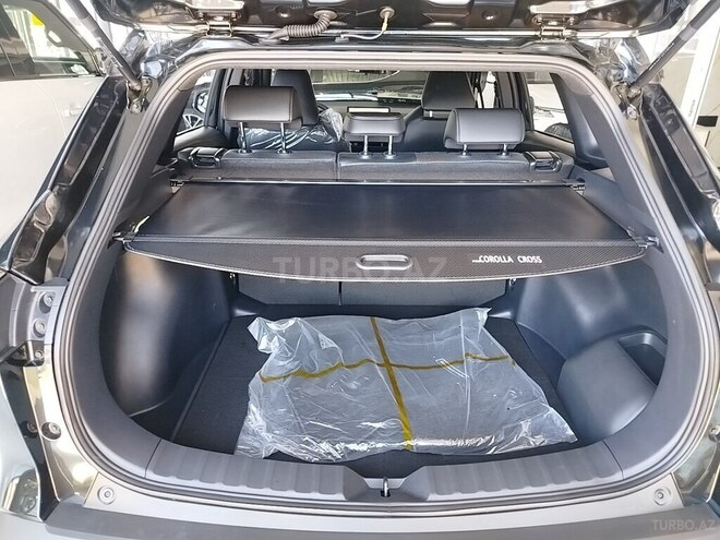 Toyota Corolla Cross-24