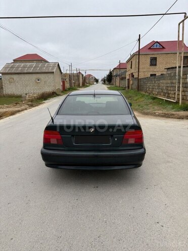 BMW 525-2
