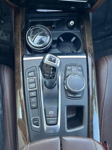 BMW X5-10