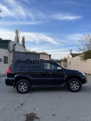 Toyota Land Cruiser Prado-7