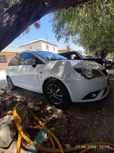 SEAT Ibiza-3